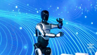 AI赋能科学红毯，机器人与科学家在虚实之间叩问“科学精神”