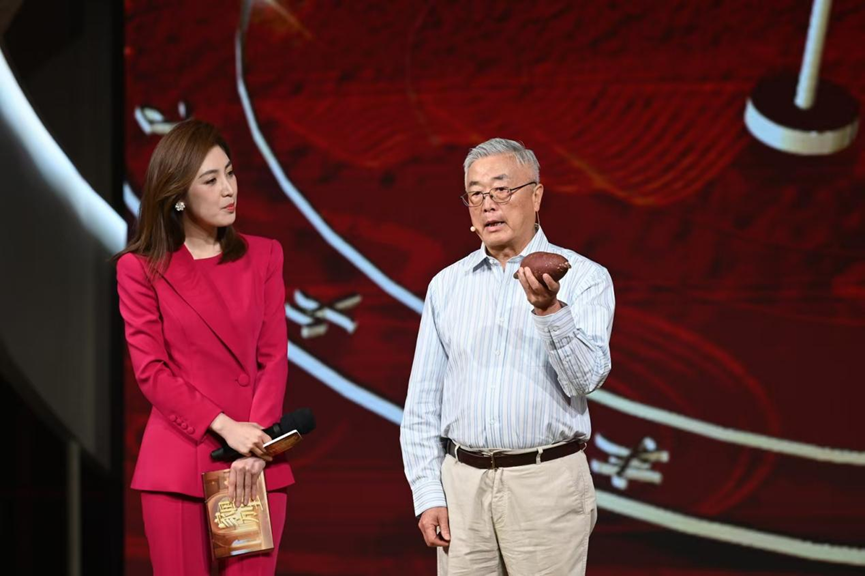 “家国万里时光故事会” 举行,多家庭共话家风与家国情怀 第2张 “家国万里时光故事会” 举行,多家庭共话家风与家国情怀 第2张